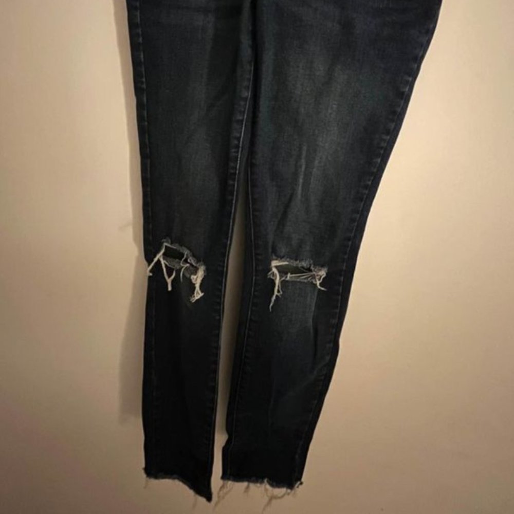 Universal Thread Ripped Jeans - Picture 2 of 2